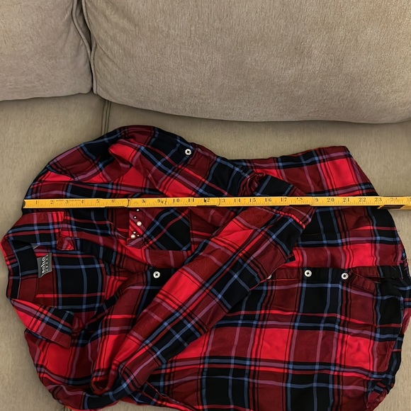 New York and Company Lightweight Super Soft Flannel Shirt - Picture 9 of 11